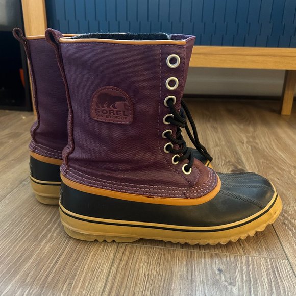 Sorel Snow Boots Size 9 - Picture 2 of 6